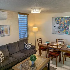 Oasis In The South Of The Island With Free Parking And Laundry Apartment